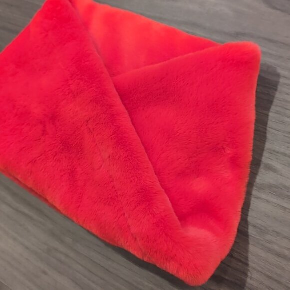 3/$20 Twisted Infinity Scarf Winter Snood Fleece Faux Fur Red Neck Warmer - Picture 8 of 10